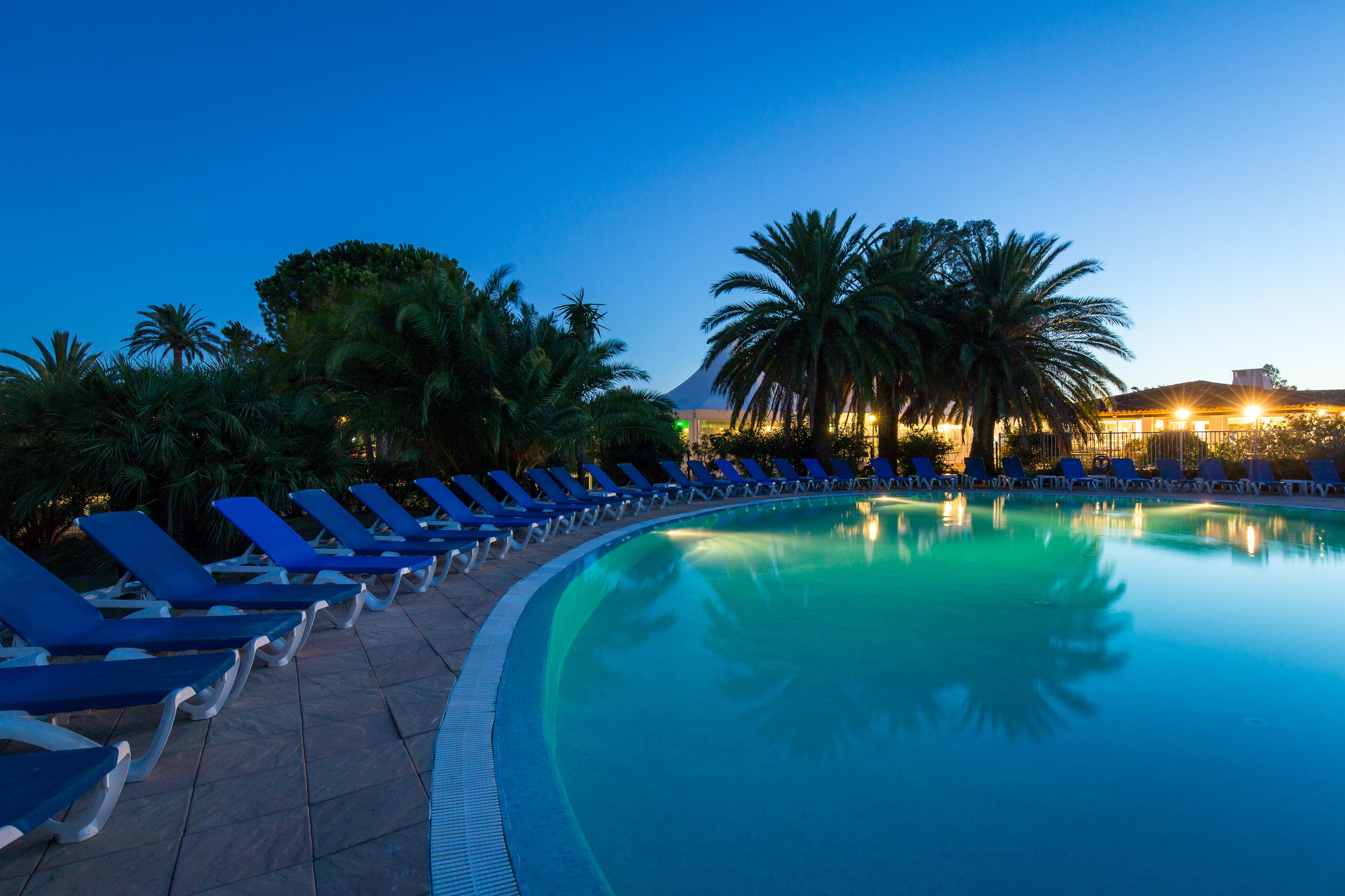 Sowell Hotels Du Golfe De Saint-Tropez Grimaud Esterno foto