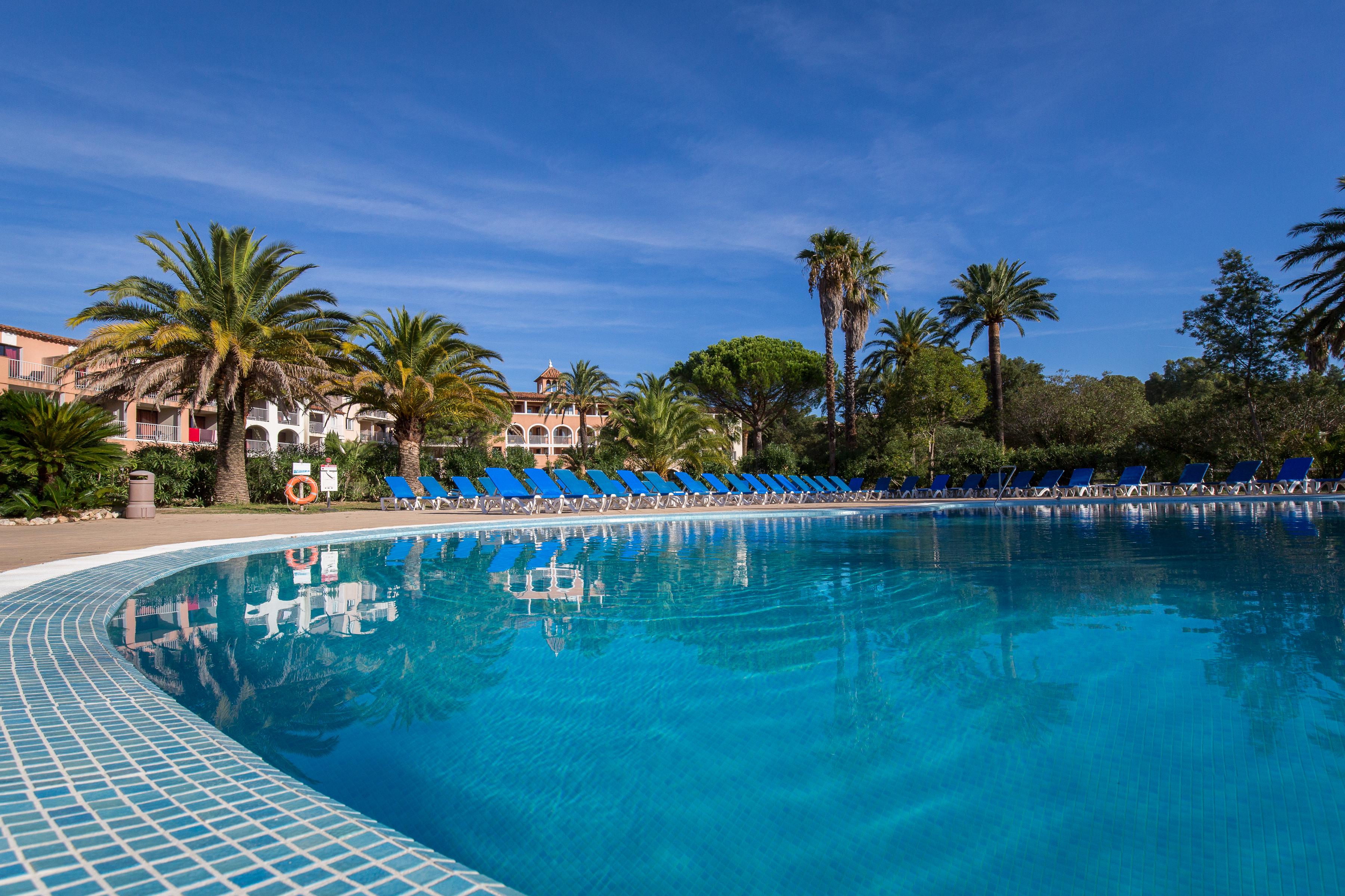 Sowell Hotels Du Golfe De Saint-Tropez Grimaud Esterno foto