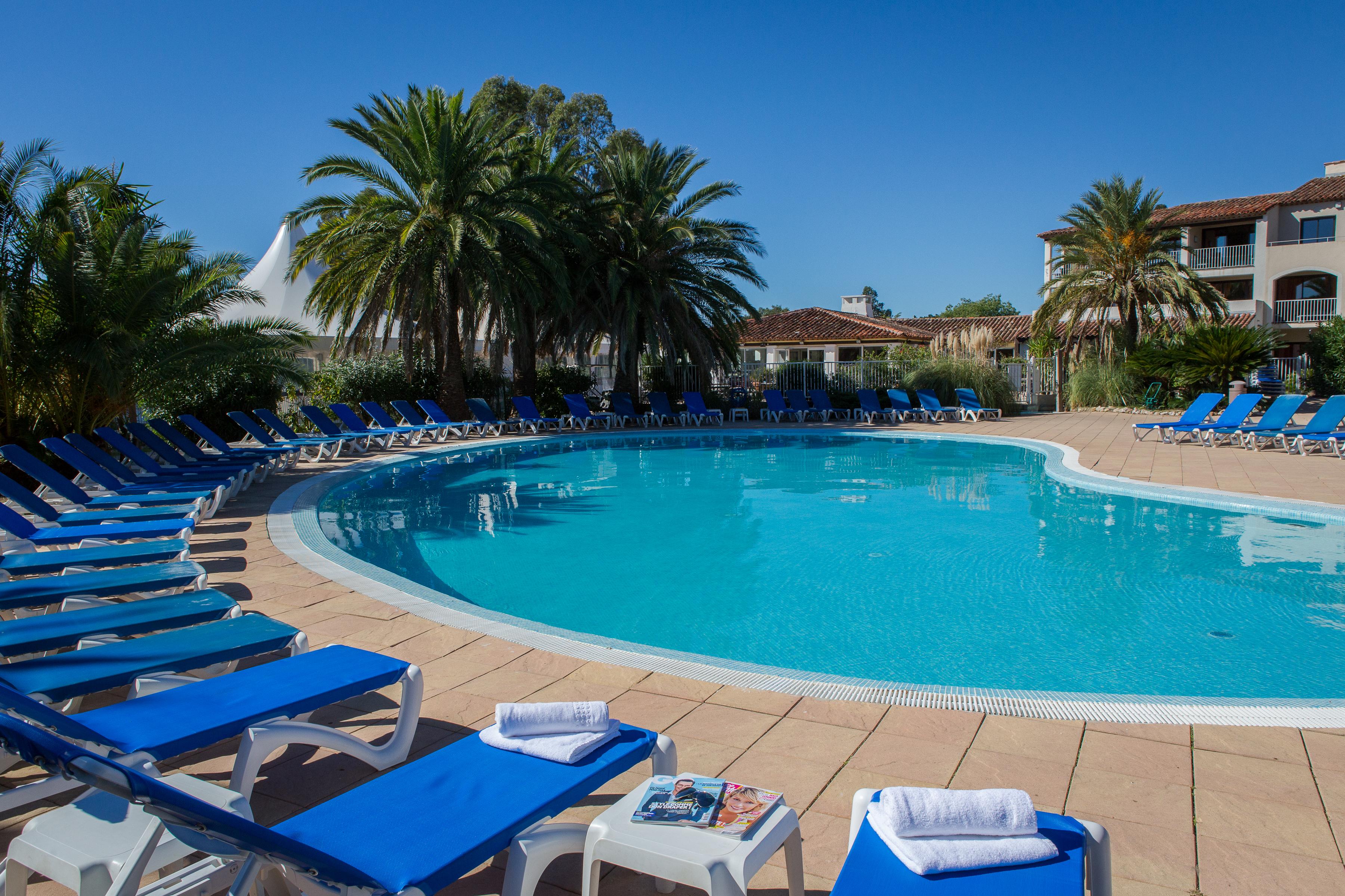 Sowell Hotels Du Golfe De Saint-Tropez Grimaud Esterno foto