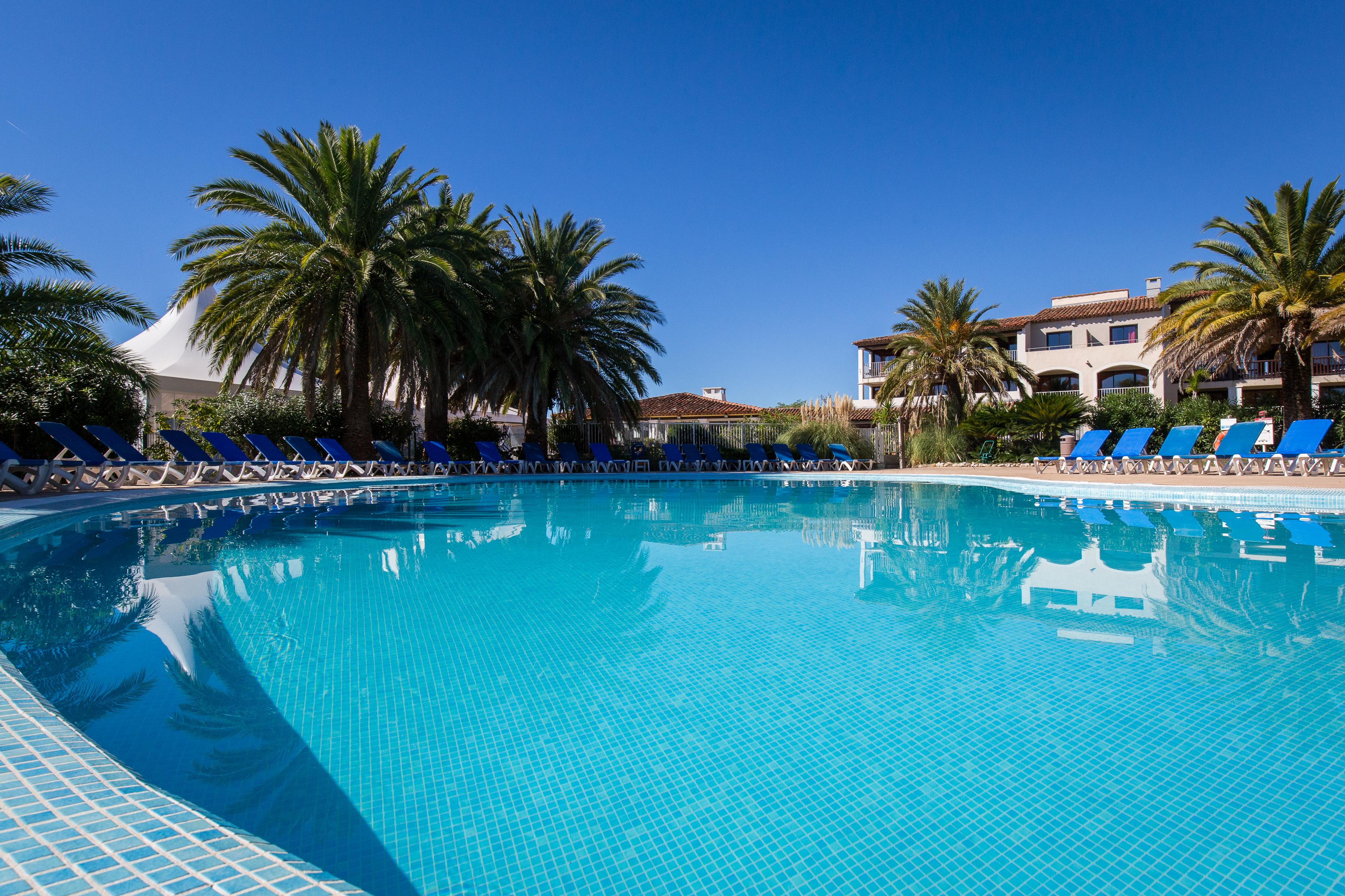 Sowell Hotels Du Golfe De Saint-Tropez Grimaud Esterno foto