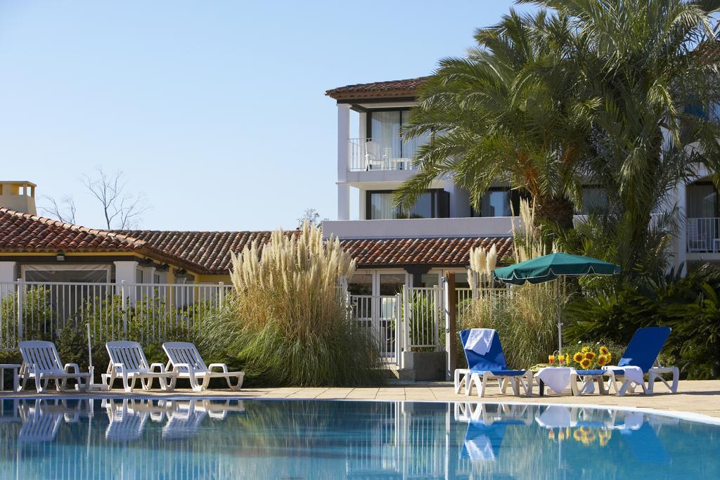 Sowell Hotels Du Golfe De Saint-Tropez Grimaud Esterno foto